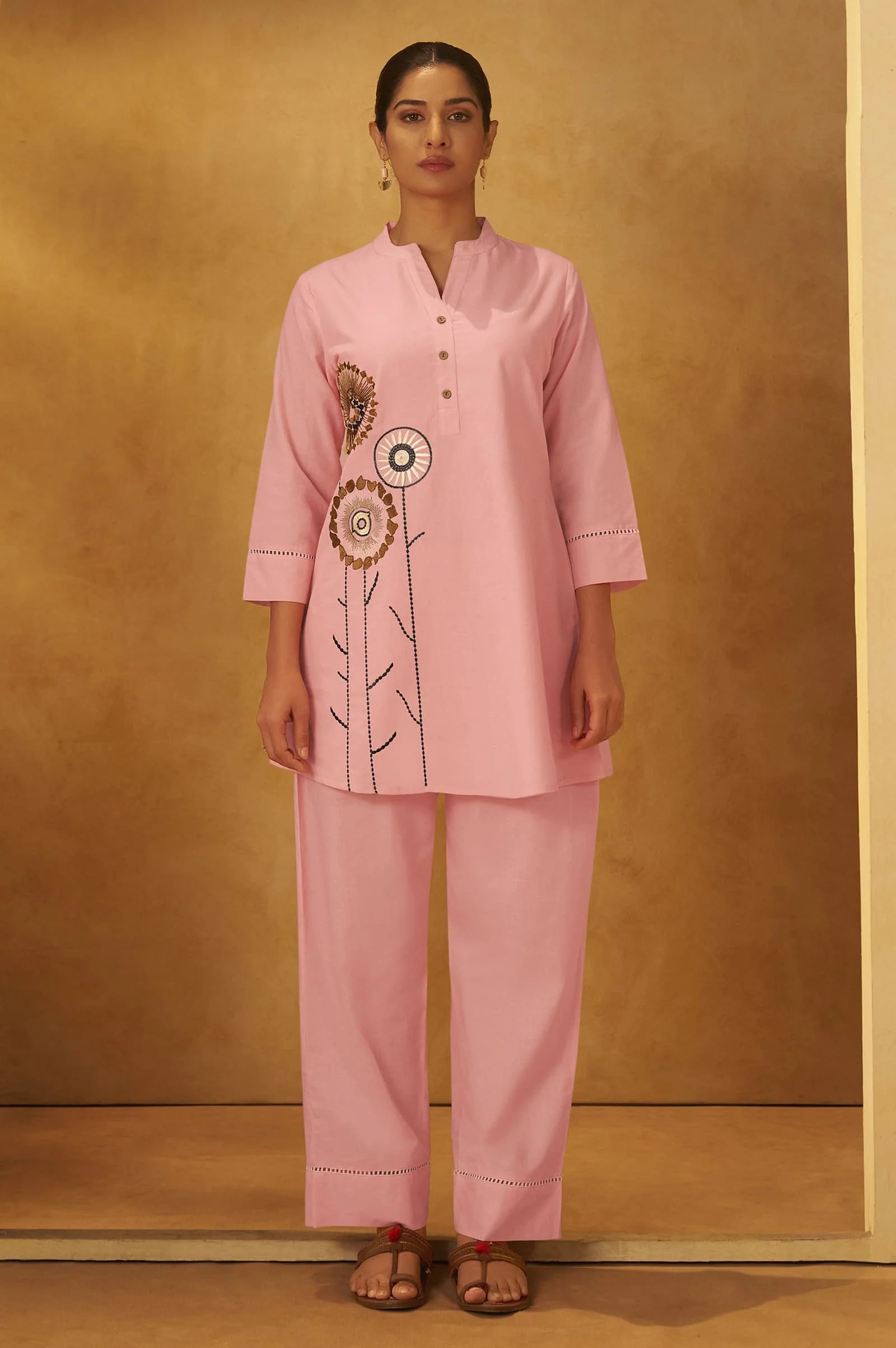 Women Pink Pure Cotton Embroidered Straight Kurta Co-Ord Set