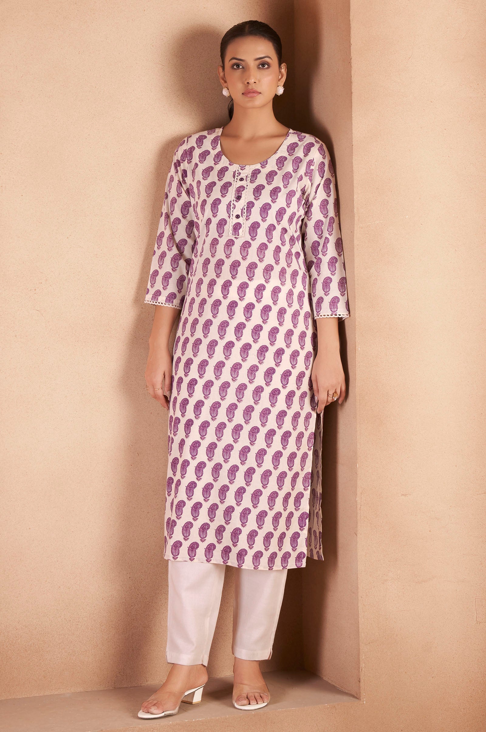 Wine Ivory Paisley Printed Kurta