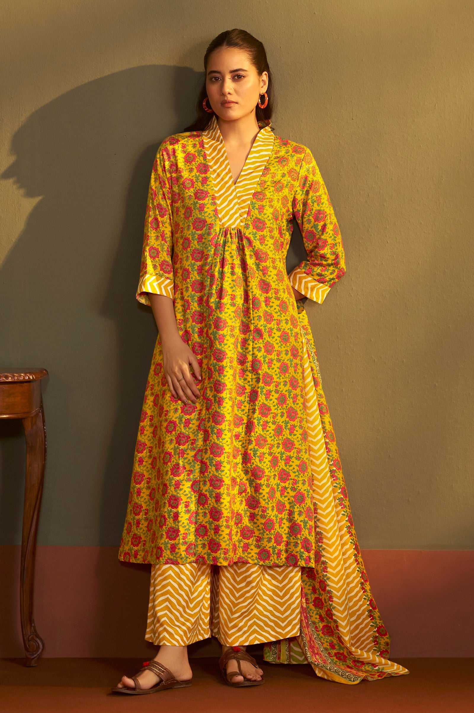 Sunheri Bloom Printed Kurta Set