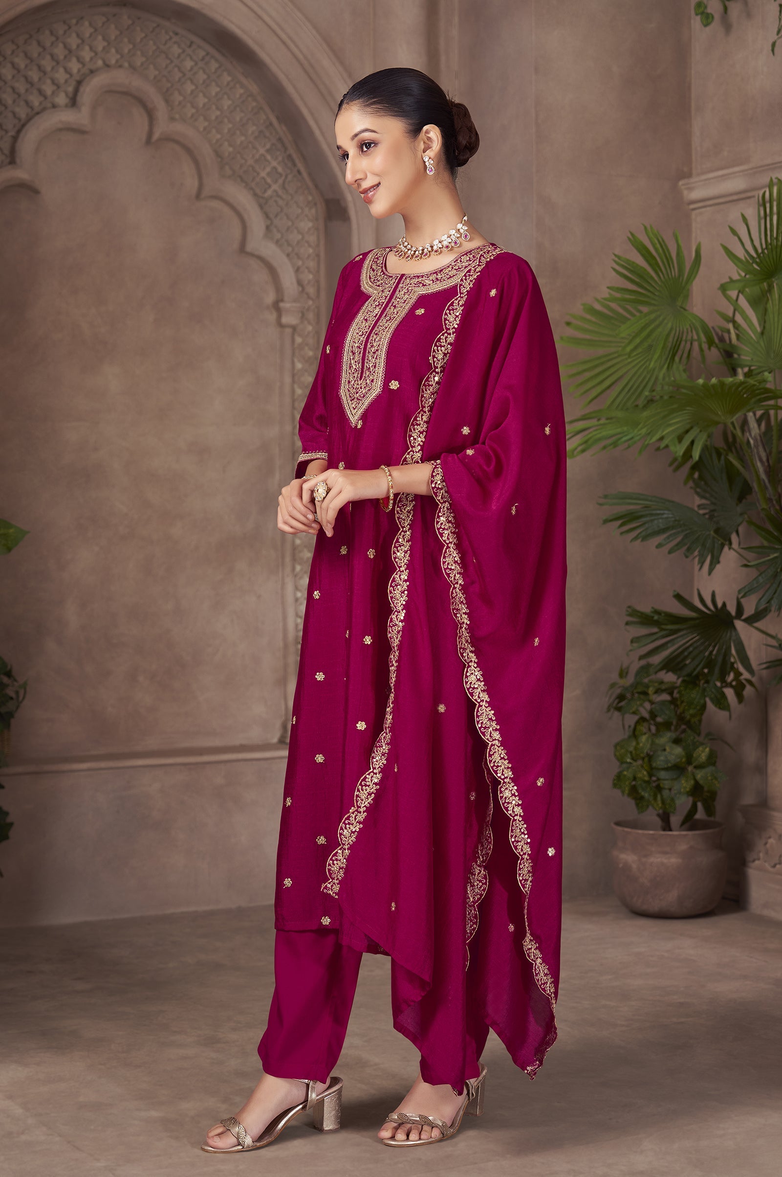 Rose Royale Vichitra Silk Embroidered Kurta Set