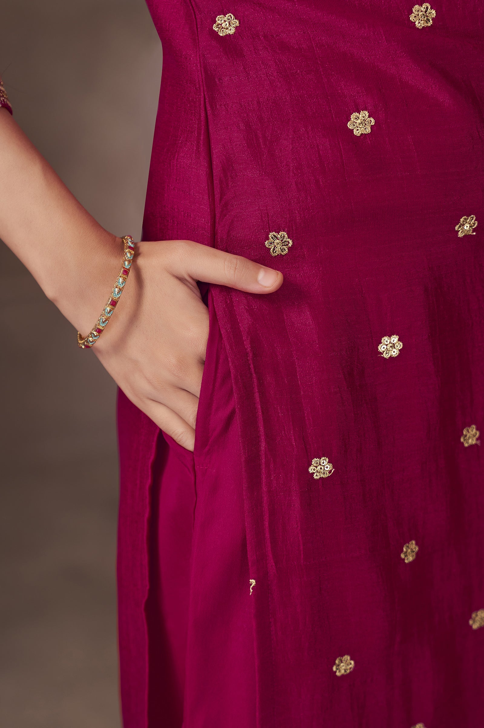 Rose Royale Vichitra Silk Embroidered Kurta Set