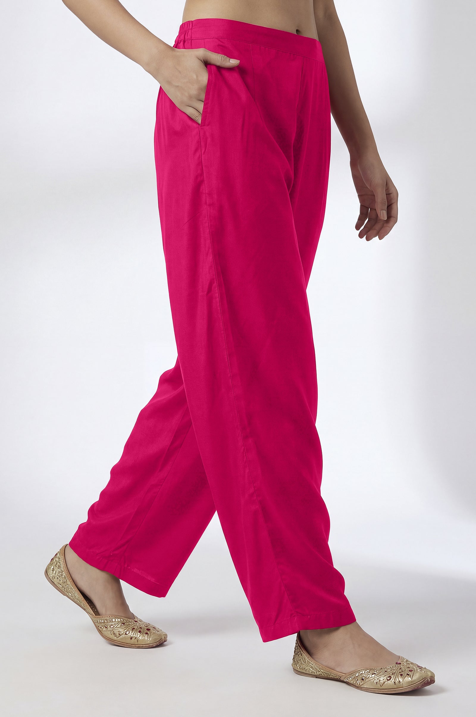 Aaradhya Embroidered Kurta Set