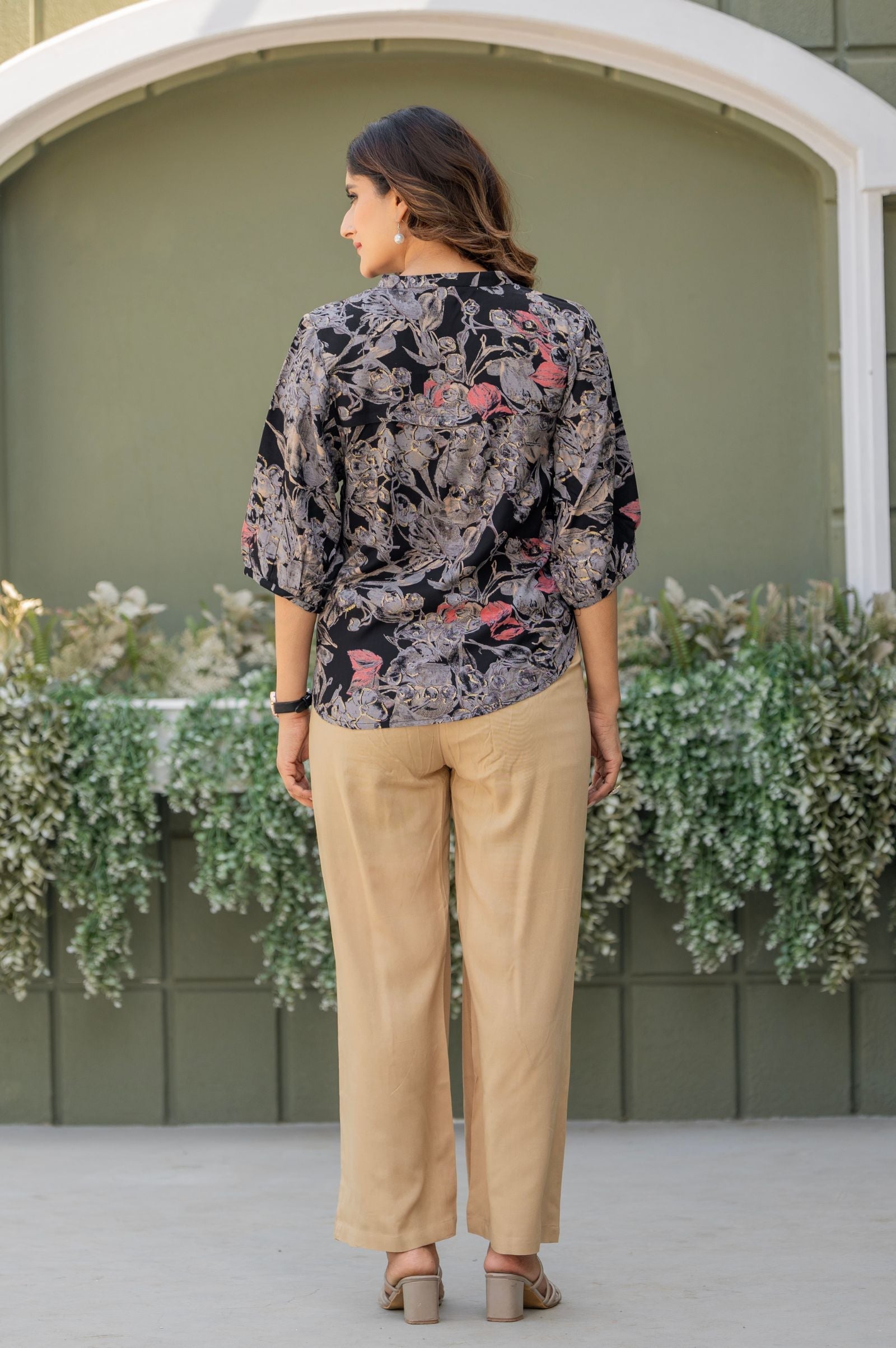 Noir Rang Foil Printed Kurta Pant Set