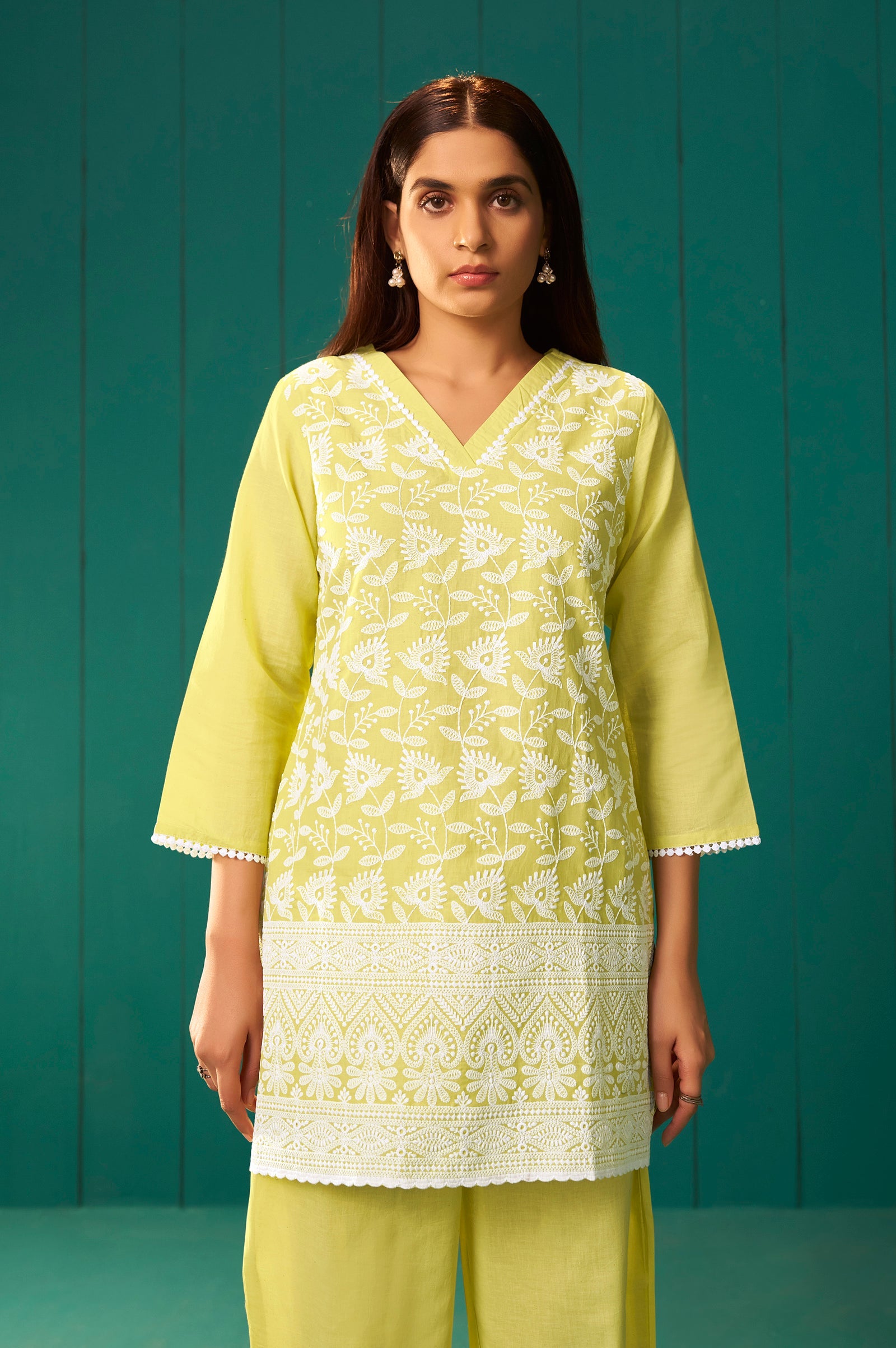 Sunheri Schiffli Cotton Co-Ord Set