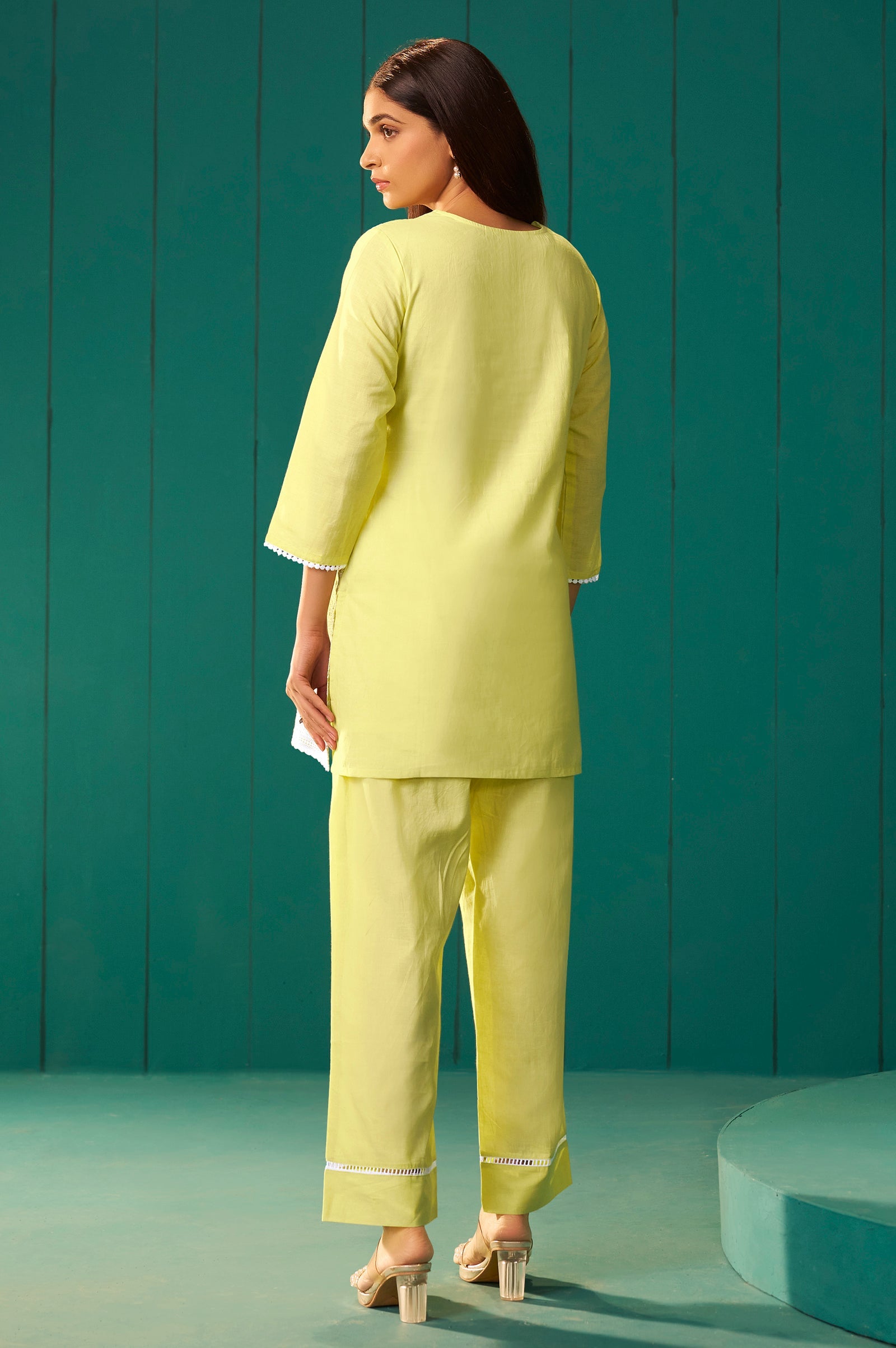 Sunheri Schiffli Cotton Co-Ord Set