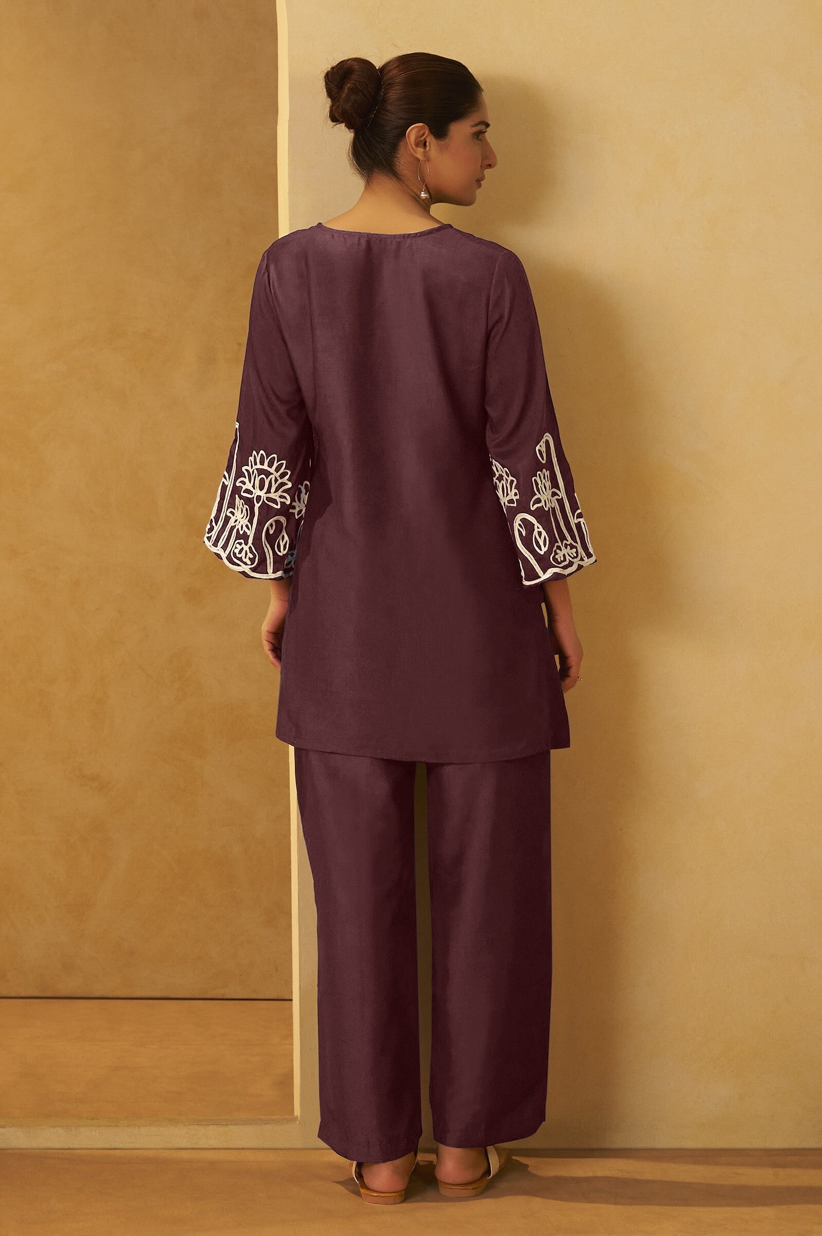Mocha Grace Embroidered Cotton Kurta