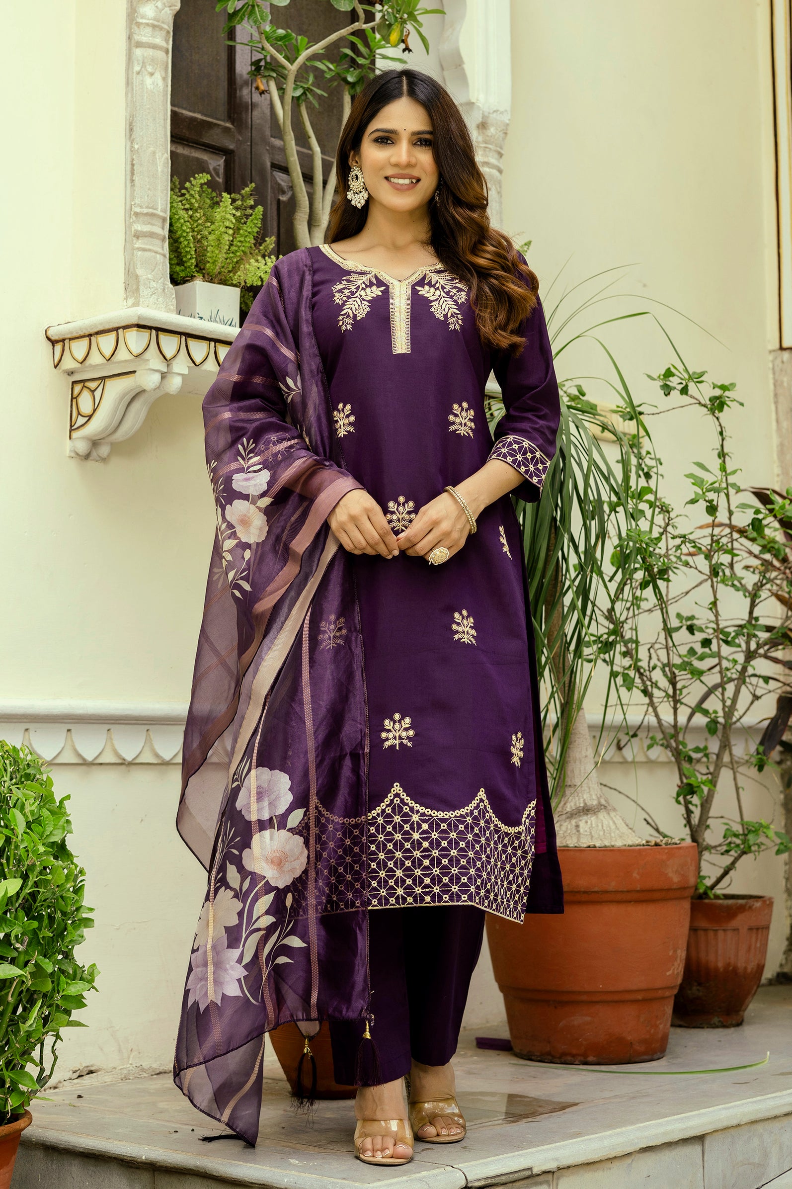 Noorea Embroidered Chanderi Suit Set