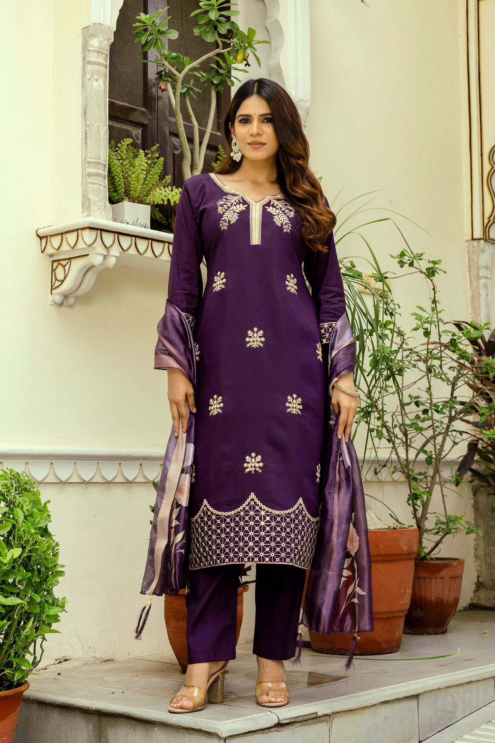 Noorea Embroidered Chanderi Suit Set