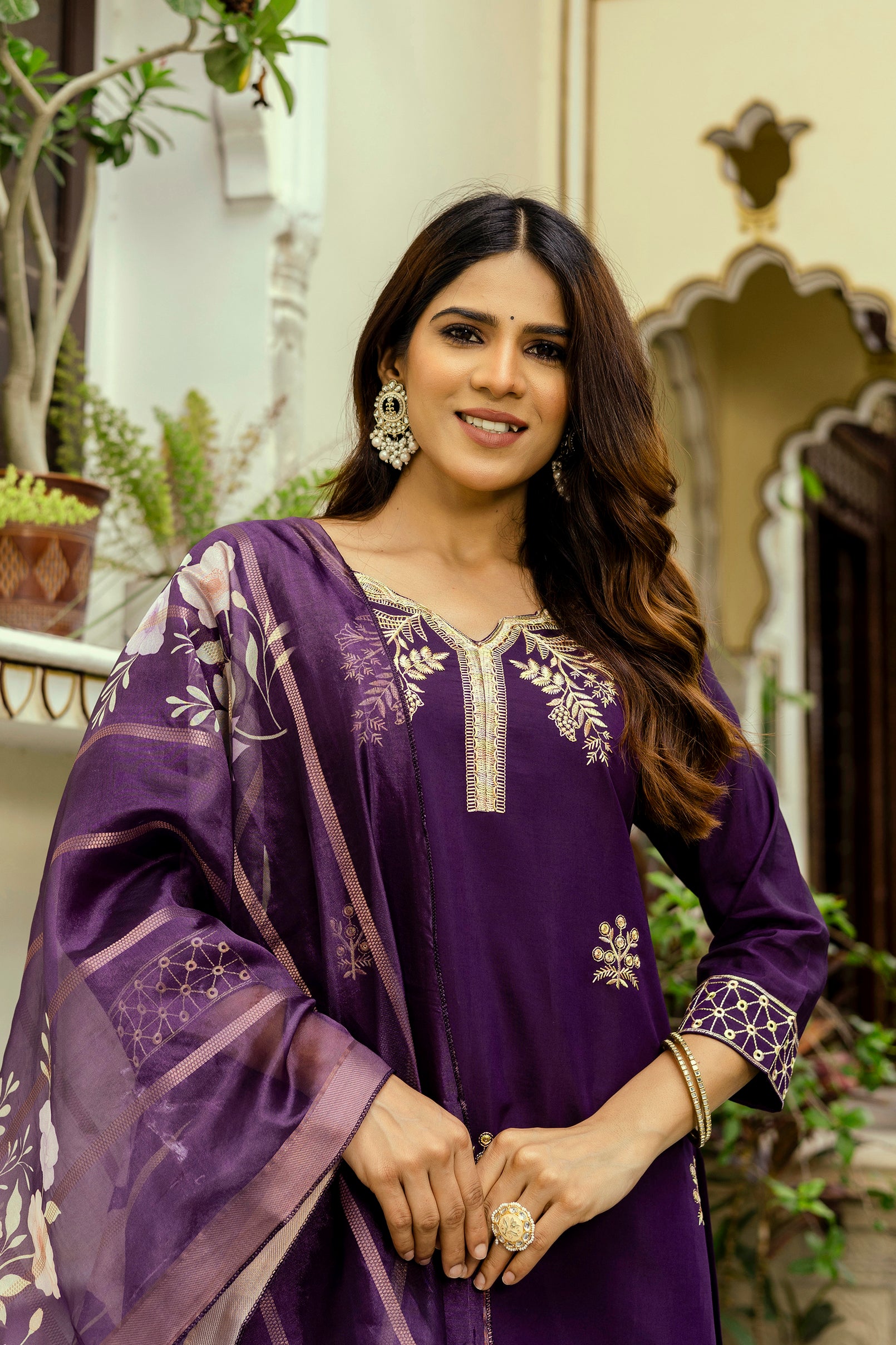 Noorea Embroidered Chanderi Suit Set
